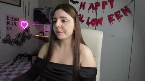 Snapshot of liawoow chatting on 27, 10, 2025 Lia online show from 27, 10, 2025