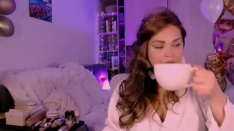 Snapshot of libra_mia chatting on 21, 10, 2025 libra_mia online show from 21, 10, 2025