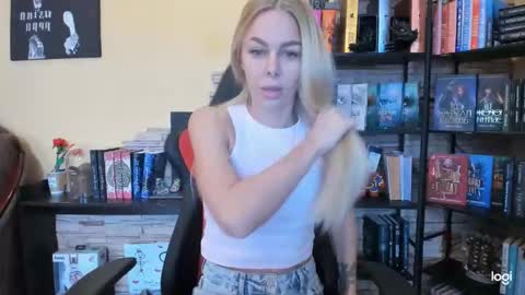 Anna online show from 1, 12, 2025