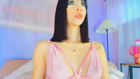Snapshot of liccy_hall chatting on 28, 5, 2026 Valentina Hall online show from 28, 5, 2026