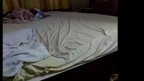 lickmefuckmex online show from 13, 4, 2026