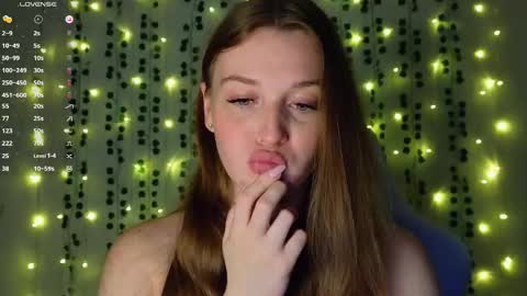 Snapshot of liebevol chatting on 13, 10, 2025 Amelia Next stream Friday - start 1500-1600 UTC online show from 13, 10, 2025