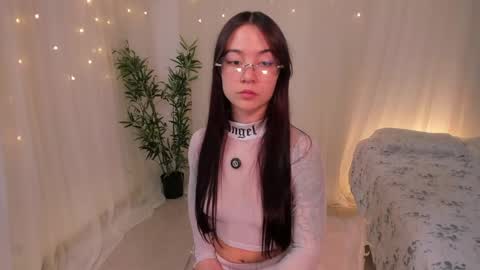 Snapshot of liia_sweett chatting on 13, 5, 2026 Lia Sweet online show from 13, 5, 2026