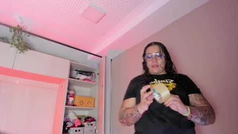         online show from 14, 4, 2026