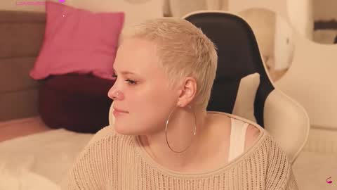 likaaberry online show from 1, 3, 2026