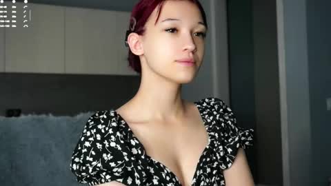 Emi online show from 23, 10, 2025