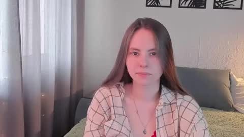 Snapshot of likamil0ika chatting on 14, 9, 2025 likamil0ika online show from 14, 9, 2025