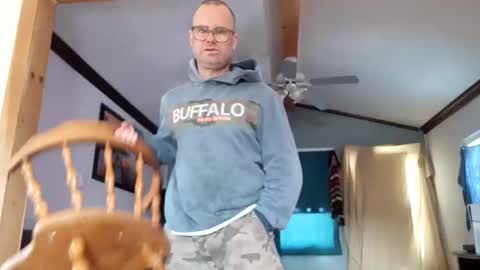 St pierre online show from 2, 4, 2026