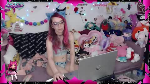 Snapshot of likemyashe chatting on 15, 1, 2025 LikeMyAshe online show from 15, 1, 2025