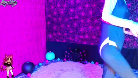 Snapshot of likemyashe chatting on 9, 10, 2025 LikeMyAshe online show from 9, 10, 2025