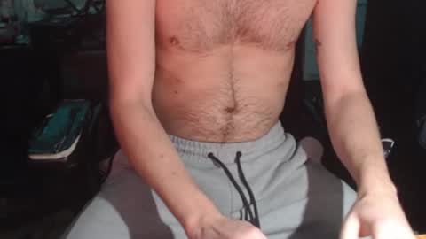 Snapshot of likethebonobo chatting on 7, 10, 2025 likethebonobo online show from 7, 10, 2025