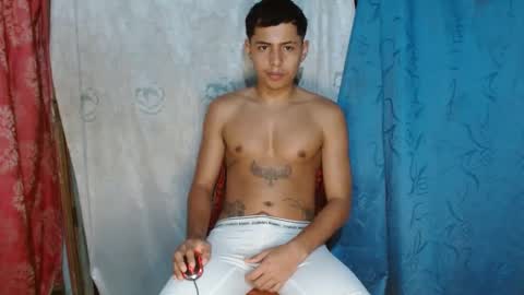 Snapshot of lil_condor_baby chatting on 2, 10, 2025 lil_condor_baby online show from 2, 10, 2025