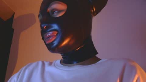 Snapshot of lil_ith chatting on 9, 5, 2026 Lilith online show from 9, 5, 2026