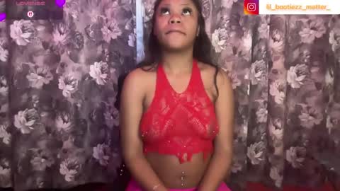 Snapshot of lil_momma422 chatting on 25, 5, 2026 MOMMA LUV online show from 25, 5, 2026