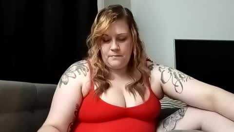 Snapshot of lil_nelli8 chatting on 26, 11, 2025 lil_nelli8 online show from 26, 11, 2025