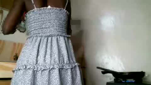 Snapshot of lil_paula chatting on 12, 2, 2026 serenity online show from 12, 2, 2026