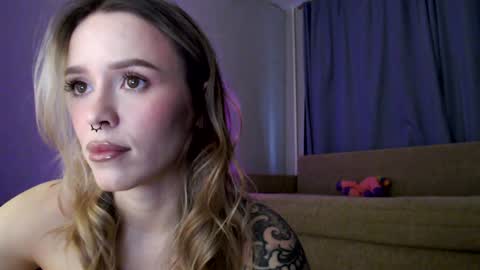 INST Lil happines s online show from 27, 12, 2024