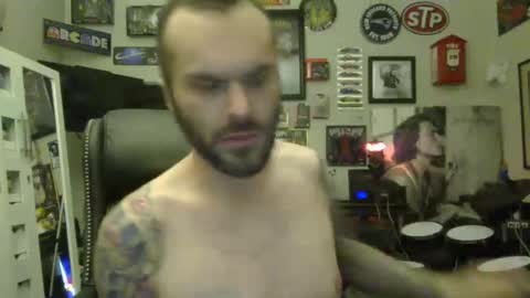 Snapshot of lil_tea_break_6996 chatting on 17, 2, 2025 t online show from 17, 2, 2025