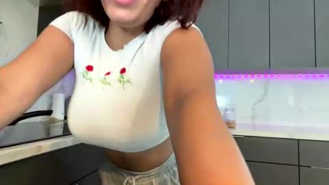 Snapshot of lilbeccaxo chatting on 16, 7, 2026 Rebecca online show from 16, 7, 2026