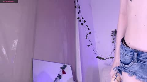 Snapshot of lilgangsta2002 chatting on 13, 1, 2025 lil gansta online show from 13, 1, 2025