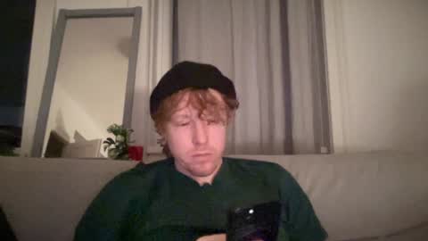 Snapshot of lilginge1 chatting on 2, 2, 2025 lilginge1 online show from 2, 2, 2025