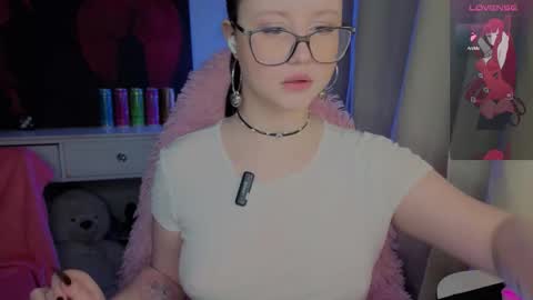 Nika and Lori online show from 15, 11, 2025