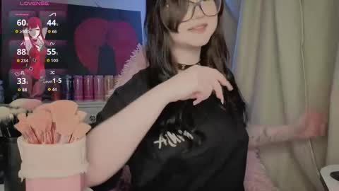 Snapshot of lilhornyprincess chatting on 13, 5, 2026 Nika and Lori online show from 13, 5, 2026