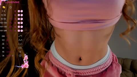 lili__roze_ online show from 5, 3, 2025