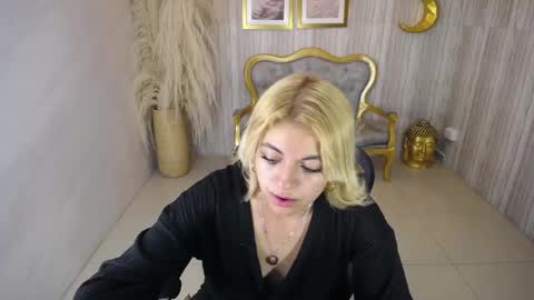 Lili online show from 6, 3, 2025