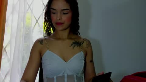 lili_evanss online show from 13, 4, 2026