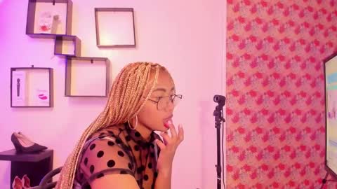 Lili online show from 7, 10, 2025