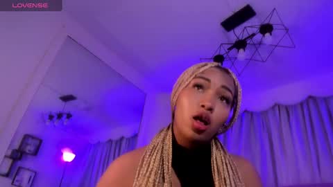 Lili online show from 9, 10, 2025