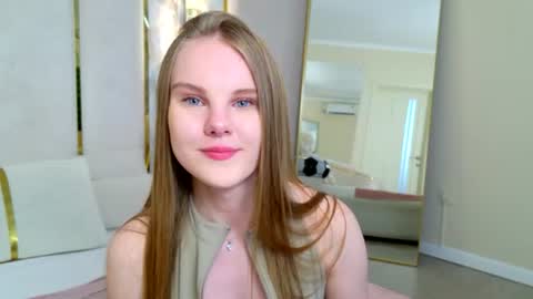 Snapshot of lili_lohan chatting on 7, 7, 2026 lili_lohan online show from 7, 7, 2026