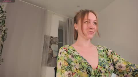 Snapshot of lilian_kroft chatting on 2, 6, 2026 LIL online show from 2, 6, 2026