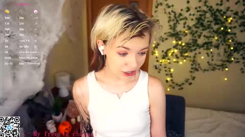 Lilian online show from 4, 11, 2025