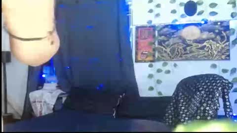 Snapshot of liliandoll chatting on 5, 2, 2025 yesica online show from 5, 2, 2025