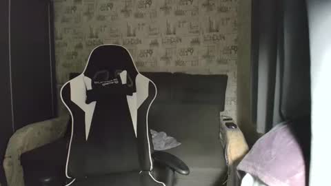 liliawoolf online show from 19, 12, 2025