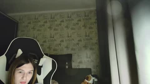 liliawoolf online show from 10, 2, 2026