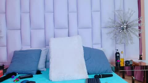 Lili online show from 21, 12, 2024