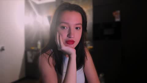 Snapshot of lililaluna chatting on 3, 12, 2024             ...  online show from 3, 12, 2024