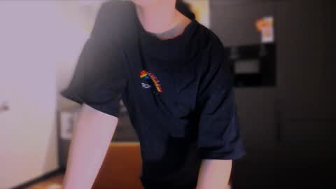 Snapshot of lililaluna chatting on 4, 12, 2024             ...  online show from 4, 12, 2024