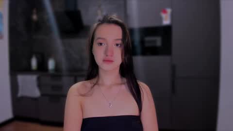 Snapshot of lililaluna chatting on 14, 2, 2025             ...  online show from 14, 2, 2025