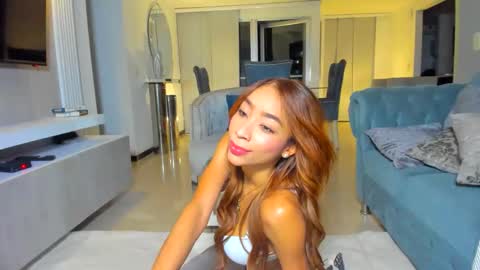 Lili  online show from 5, 2, 2026