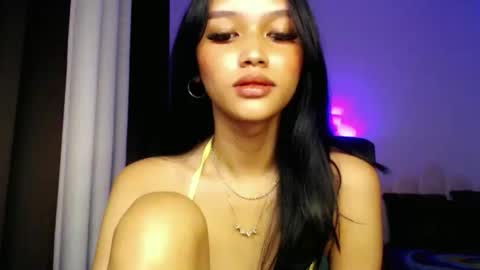 Chloe online show from 25, 3, 2026