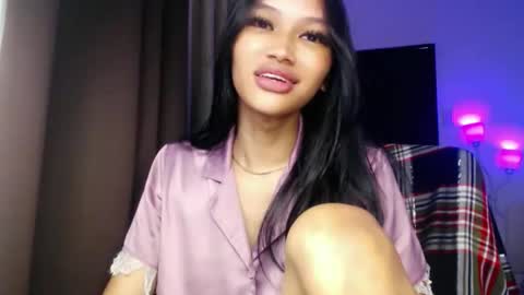 Snapshot of lilit_sensual chatting on 21, 4, 2026 Chloe online show from 21, 4, 2026