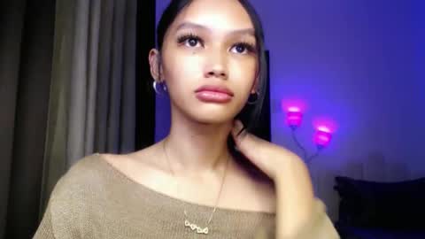 Snapshot of lilit_sensual chatting on 29, 4, 2026 Chloe online show from 29, 4, 2026