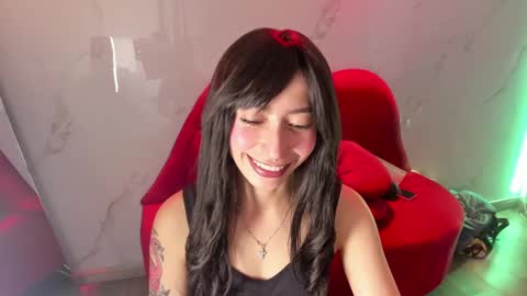 lilith cooper20 online show from 8, 11, 2025