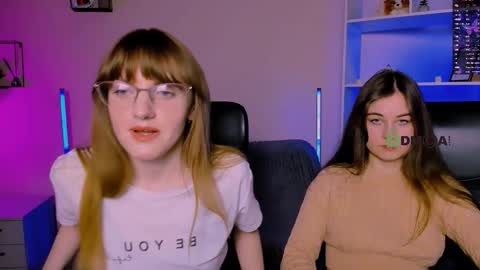 Snapshot of lilith_diva chatting on 19, 11, 2025 lilith_diva online show from 19, 11, 2025