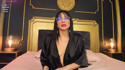 Lilith  online show from 3, 3, 2026