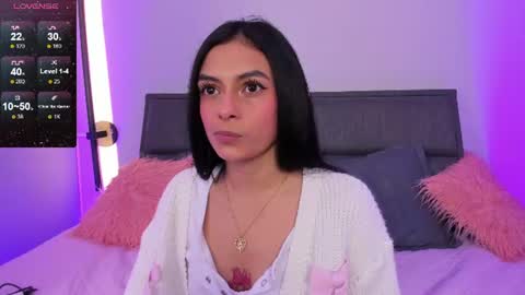 Snapshot of lilith_petit_ chatting on 15, 7, 2026 Lili petit online show from 15, 7, 2026